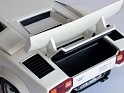 1:18 Auto Art Lamborghini Countach 5000S 1982 Blanco. Subida por Ricardo